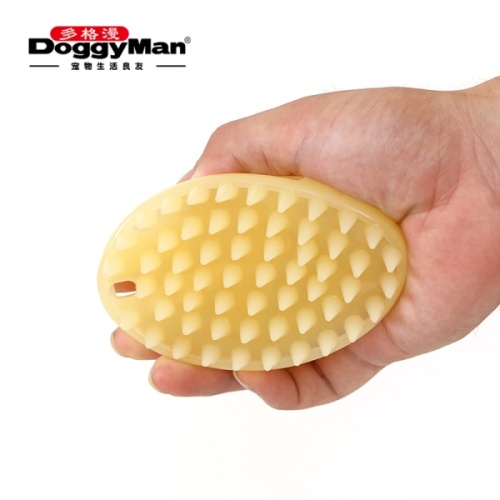 Картинка Ультра-силиконовая щетка DoggyMan для короткой шерсти от магазина Petcetera фото 2